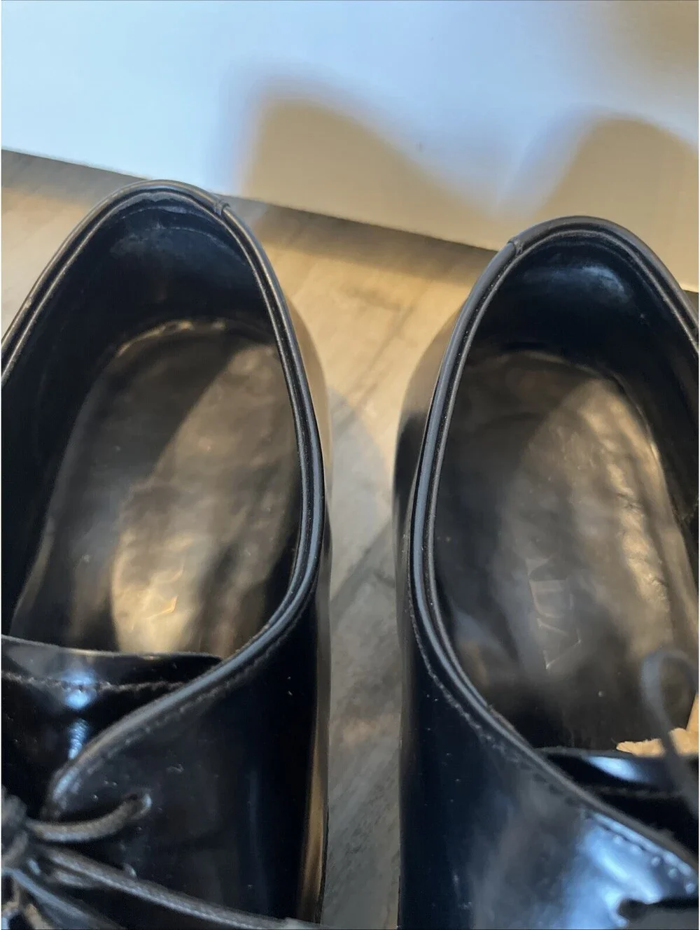 PRADA MENS BLACK DRESS OXFORD SHOES SIZE 9.5 MADE IN ITALY GOOD CONDITION!
